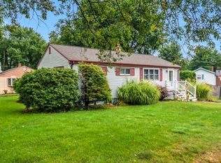 2 Columbus Rd, Woburn, MA 01801