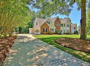 327 Kensington Dr, Peachtree City, GA 30269
