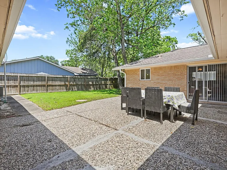 1218 S Johnson St — Photo 27