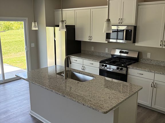 4th image of 5599 Callaway Dr