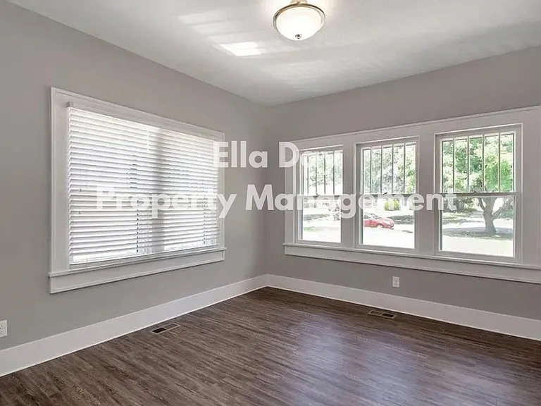 3437 Country Club Pl — Photo 9