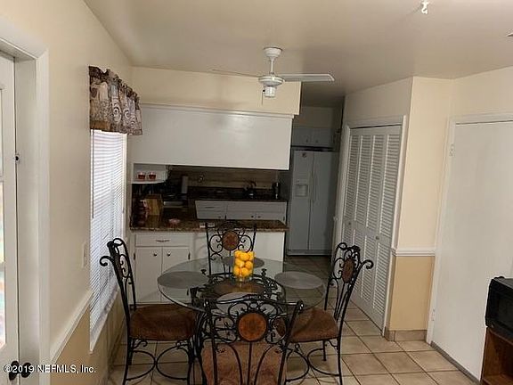 5th image of 1923 Oakmont Dr
