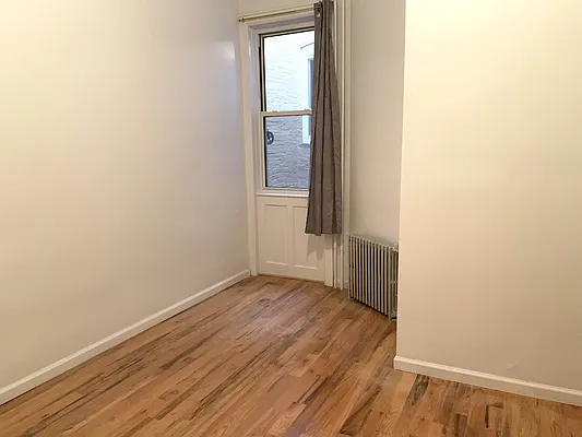 Rented by Capri Jet Realty Corp | media 11