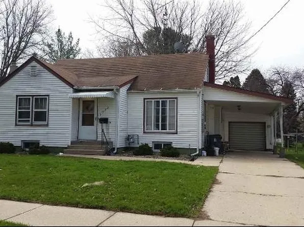 2522 8th St, Monroe, WI 53566