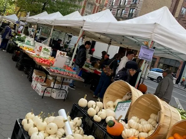 140 West 69th Street image 17 of 33