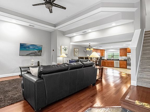 3rd image of 8555 Kediaman Ave
