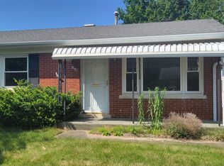 891 Honeysuckle Rd, Lexington, KY 40504