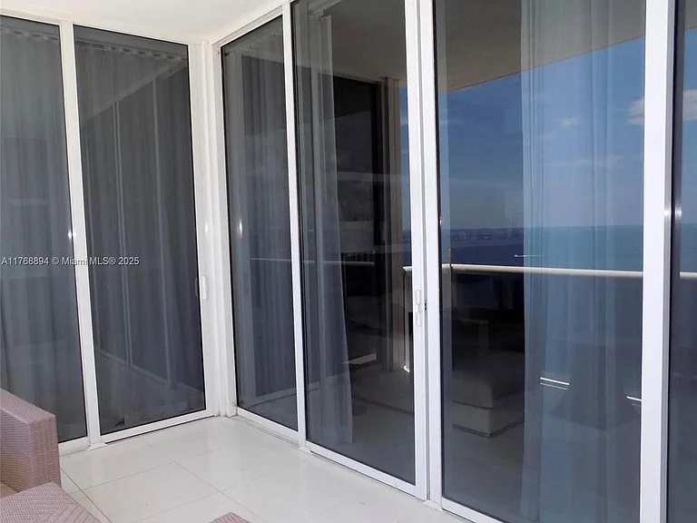 18201 Collins Ave #3906 — Photo 17