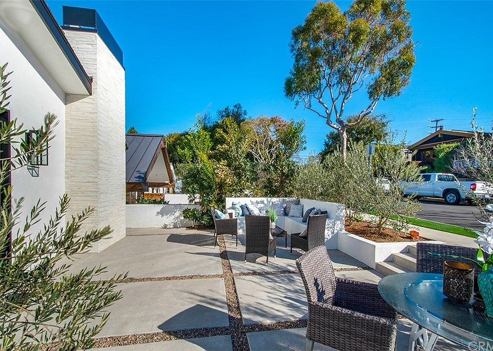 715 Jasmine Ave Corona Del Mar CA Zillow