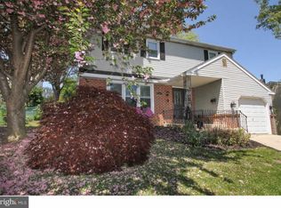 704 Summit Ave, Philadelphia, PA 19128