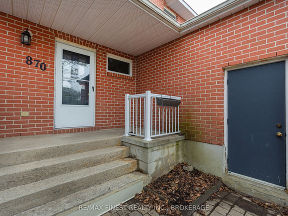 4th image of 870 Walker Ct