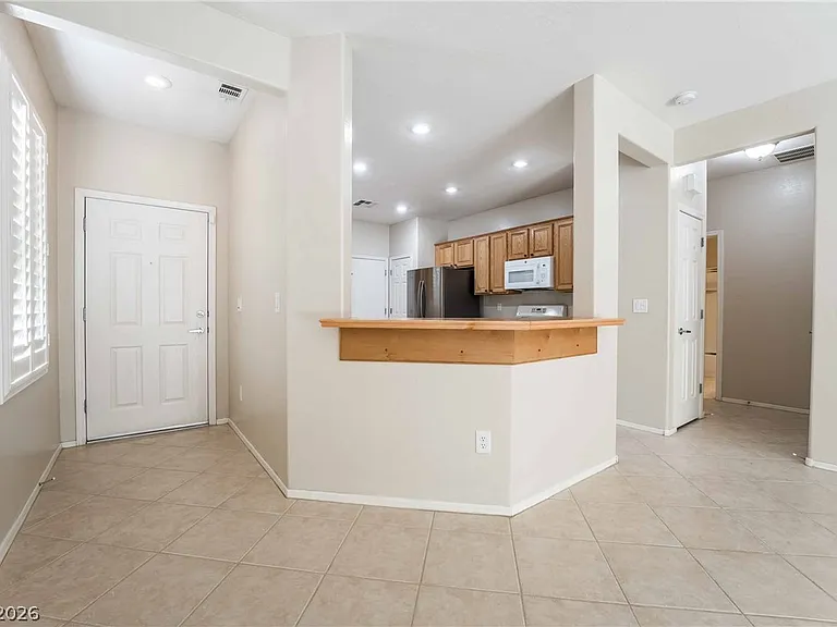2563 Evening Twilight Ave — Photo 15