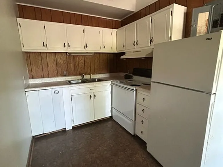 207 Audubon Dr — Photo 2