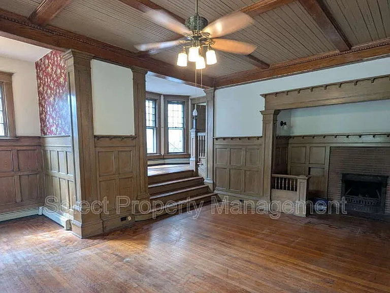 1025 Crescent Ave — Photo 6