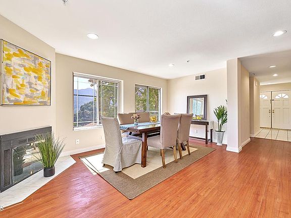5th image of 2466 Montrose Ave APT 7