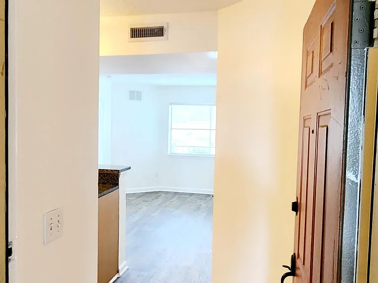 11901 4th St N #5112 — Photo 36