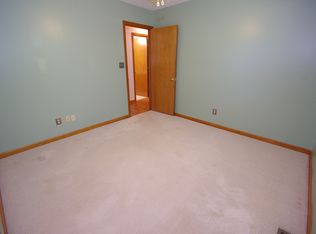 70 Deborah Ln, Whiteland, IN 46184