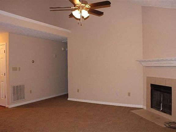 4th image of 2440 English Station Dr