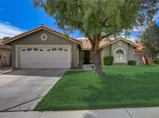 2831 Camelback Ln, Henderson, NV 89074
