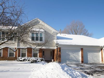 672 Pembridge Ln APT A, Prospect Heights, IL, 60070