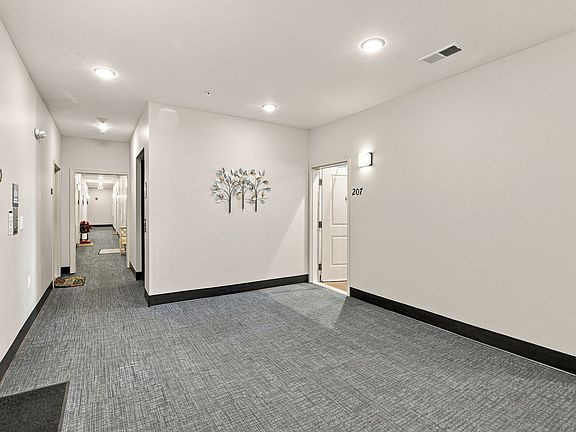 5th image of 1319 W Main St #207