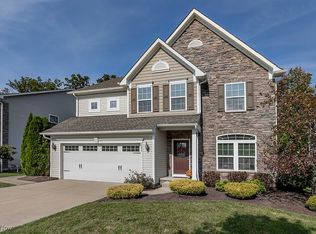 6507 Hidden Woods Trl, Mayfield Heights, OH 44143