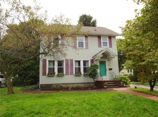 155 Dalkeith Rd, Rochester, NY 14609