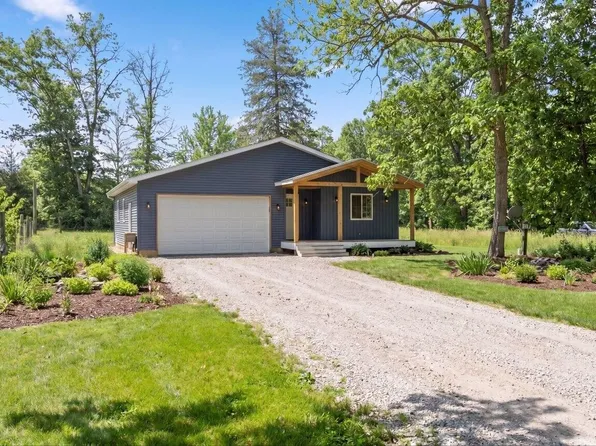 2154 State Highway 39, Winamac, IN 46996