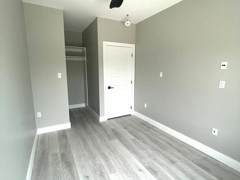 78 Queen St #208 — Photo 5