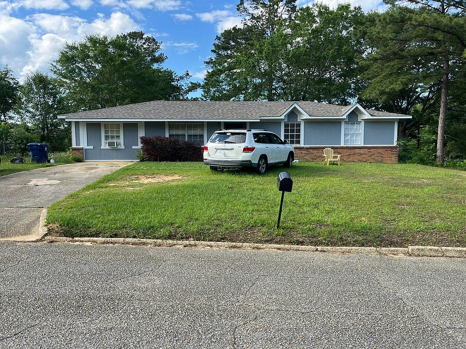 1st image of 67 Chevette St