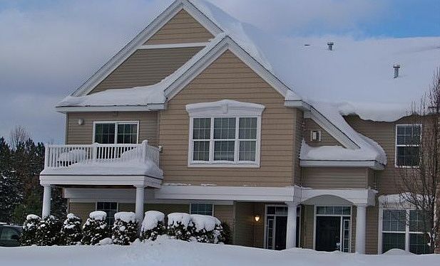 1st image of 3233 Wexford Dr
