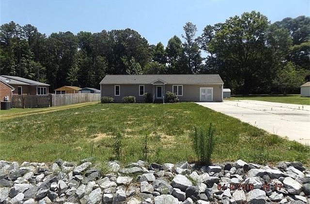 1st image of 3905 West Dr