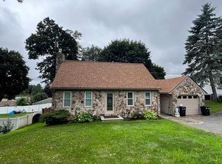 120 Macarthur Rd, Stoneham, MA 02180