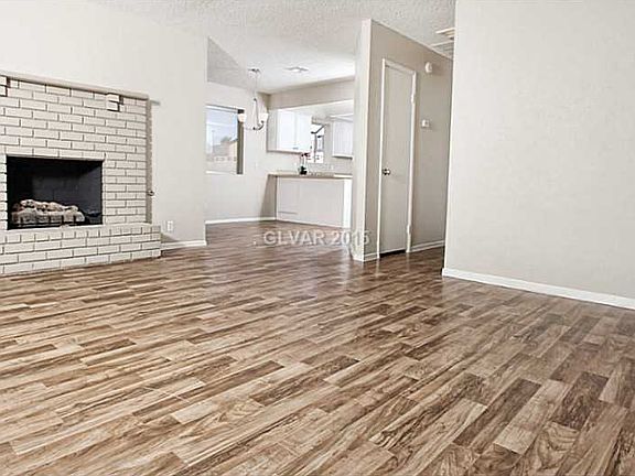 3rd image of 5734 Deer Valley Dr