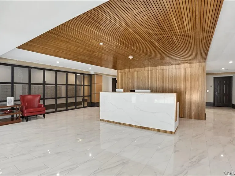 300 Mamaroneck Ave #334 — Photo 2