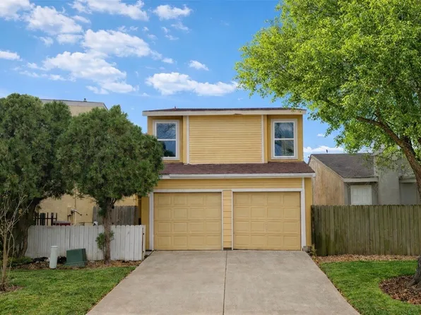 7704 Windward Passage St, Houston, TX 77072