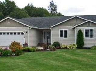 208 Avarie Ct, Oakville, WA 98568