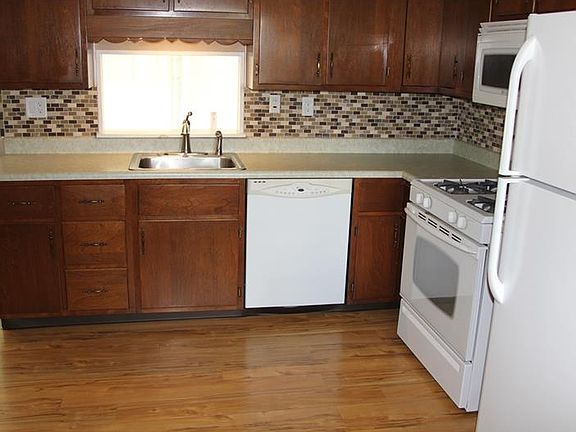 5th image of 1633 Fairmont St