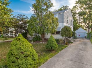 1501 E 248th St, Euclid, OH