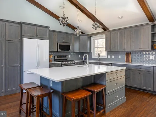 312 Thorndale Rd, Port Matilda, PA 16870