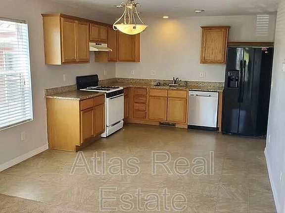 2nd image of 407 Knox Ct