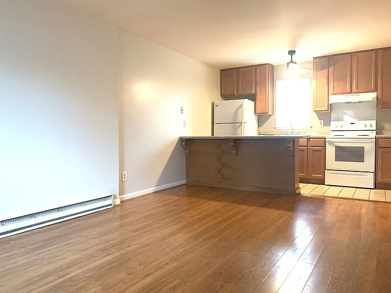 1020 W Hancock Ave — Photo 17