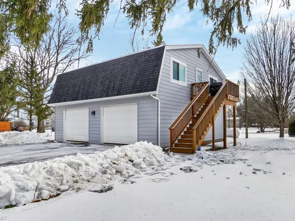 25 Boundary Dr, New Freedom, PA 17349