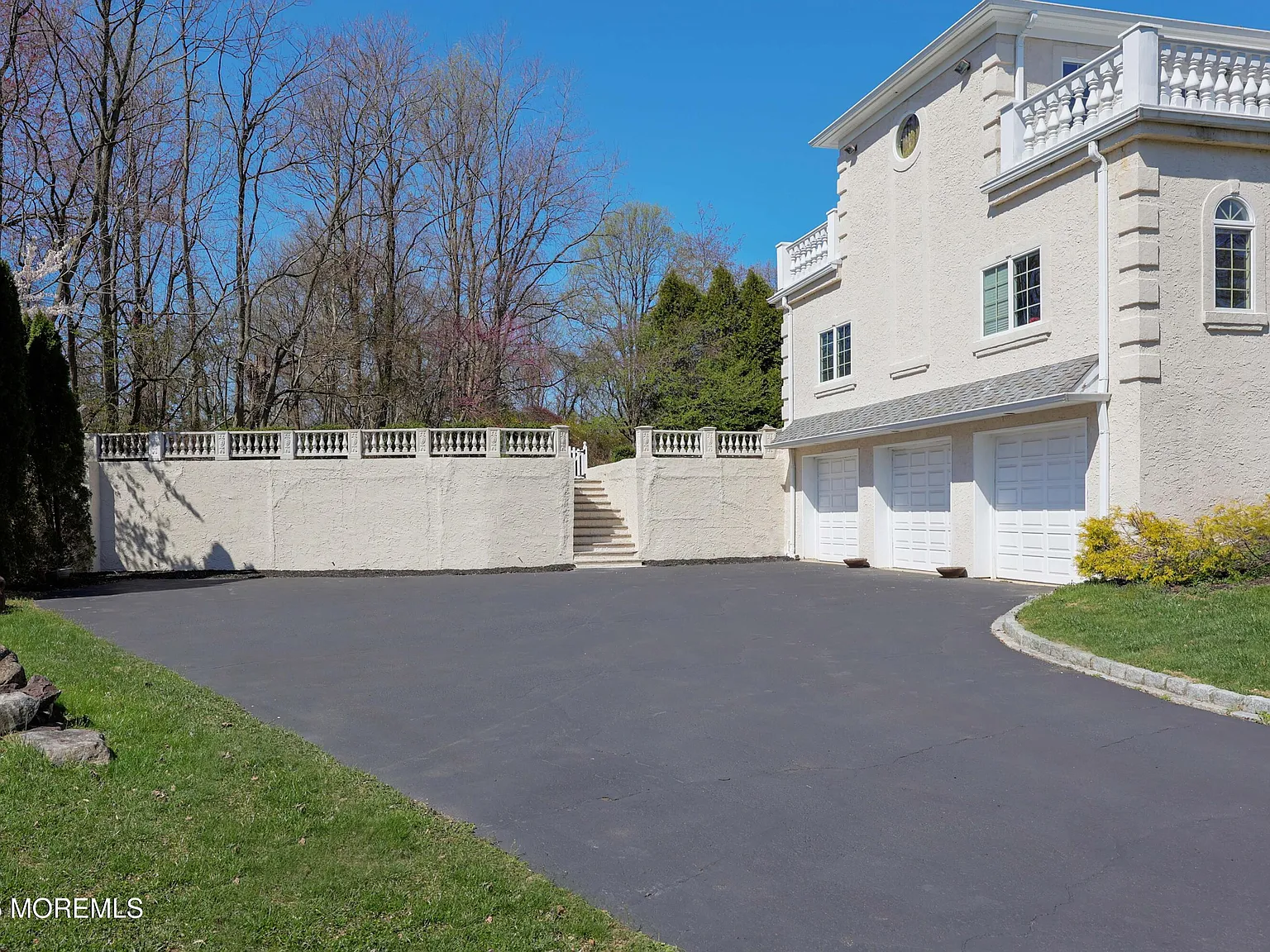 5 bed, 4.5 bath, 6608 sqft, $12,000 — Photo 4