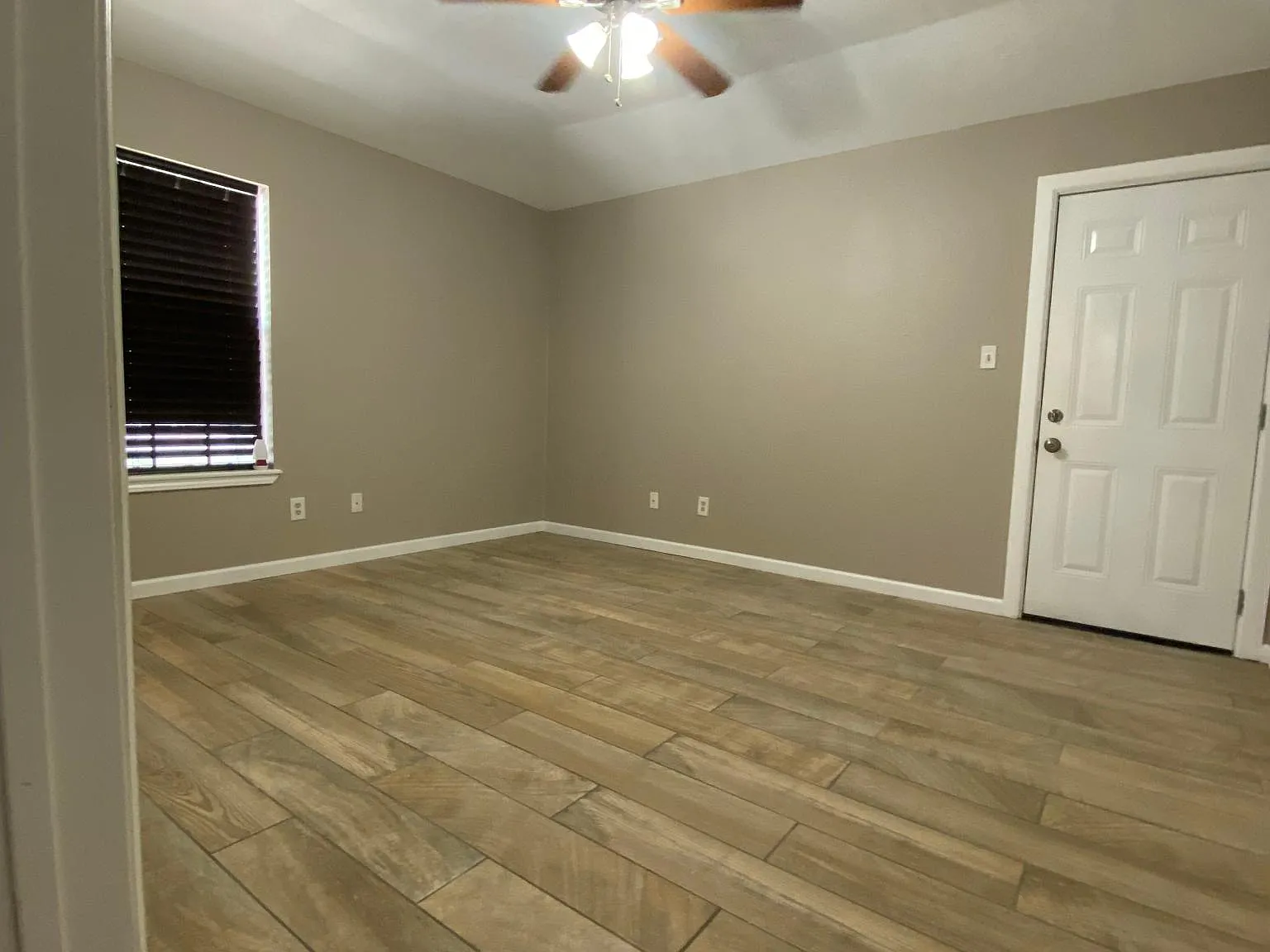 1204 Bryce Dr — Photo 4
