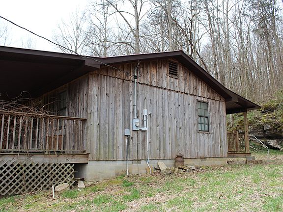 3rd image of 199 Montie Ln