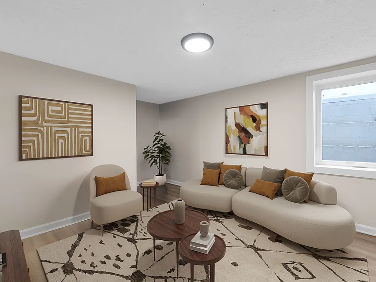 Hyde Park Townhomes — Photo 9