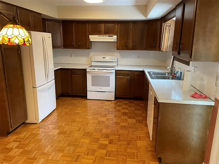 113 Sandy Dr — Photo 35