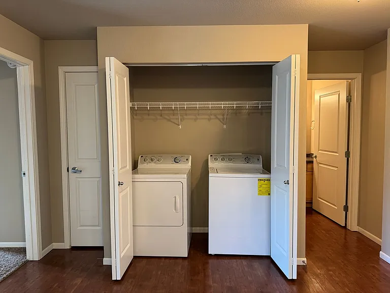 Aspen Trail Apartments — Photo 177