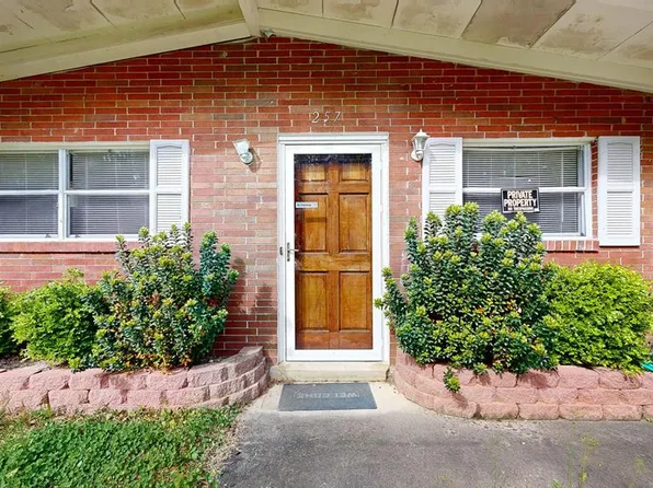 257 Robert E Lee Dr, Columbus, GA 31903